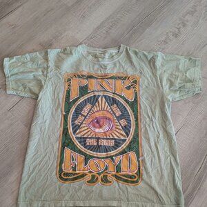 Men's Pink Floyd T-shirt size Medium Dark Side of the Moon pale green